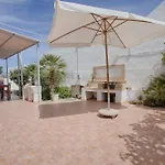 Guesthost - Chiga With Veranda, Pool And Parking * Rilievo