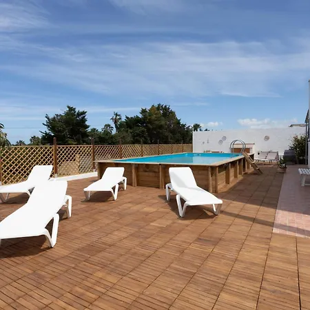 Apartment Dreamy With Veranda, Pool And Parking *
